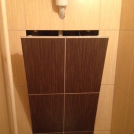   Revíziós ajtó impregnált gipszkarton betéttel 300x300 mm